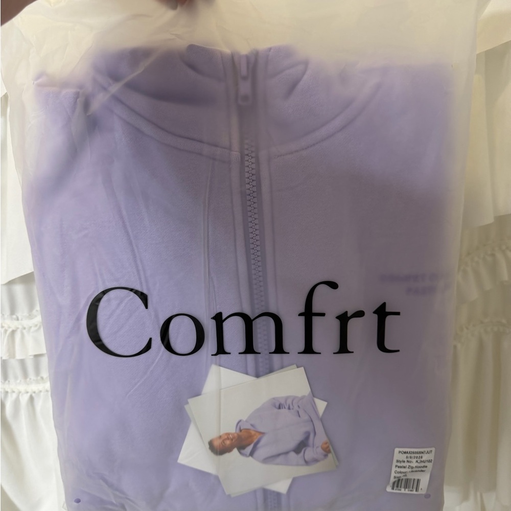 COMFRT LAVENDER PASTEL ZIP HOODIE- NIB - Picture 2 of 2